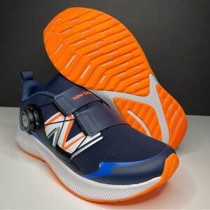 New Balance DynaSoft Reveal v4 'Navy Hot Mango' Boys size 4.5